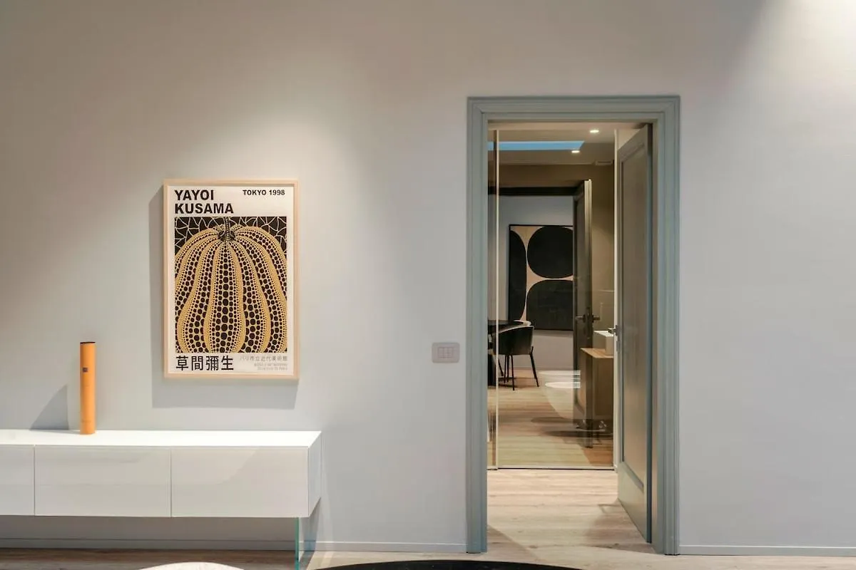 Residenza 56 - Brescia City - By Host4U Διαμέρισμα
