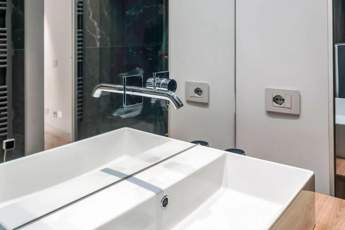 Διαμέρισμα Residenza 56 - Brescia City - By Host4U Ιταλία